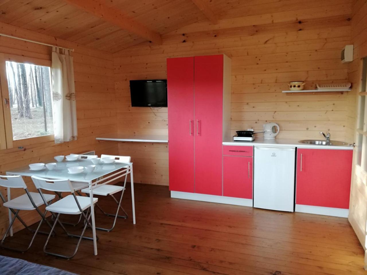 Osrodek Wypoczynkowy Nad Brda Hotel Tuchola Kültér fotó